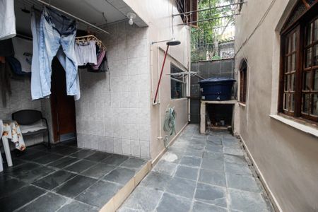 Casa à venda com 205m², 5 quartos e 3 vagasÁrea de serviço casa 1