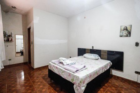 Casa à venda com 205m², 5 quartos e 3 vagasQuarto 2 casa 1