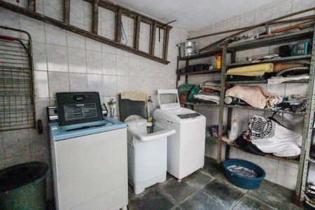 Casa à venda com 205m², 5 quartos e 3 vagasÁrea de serviço casa 1