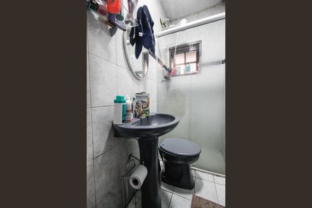 Casa à venda com 205m², 5 quartos e 3 vagasBanheiro casa 2