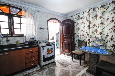 Casa à venda com 205m², 5 quartos e 3 vagasCozinha casa 1