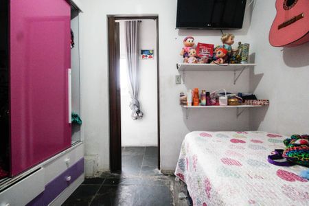 Casa à venda com 205m², 5 quartos e 3 vagasQuarto 2