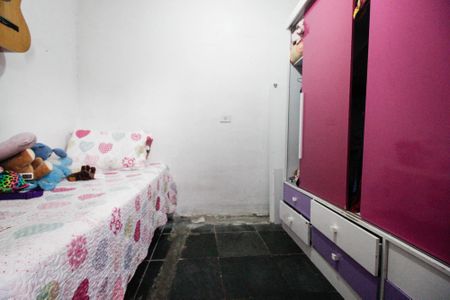 Casa à venda com 205m², 5 quartos e 3 vagasQuarto 2