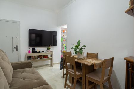 Apartamento para alugar com 76m², 2 quartos e 1 vagaSala