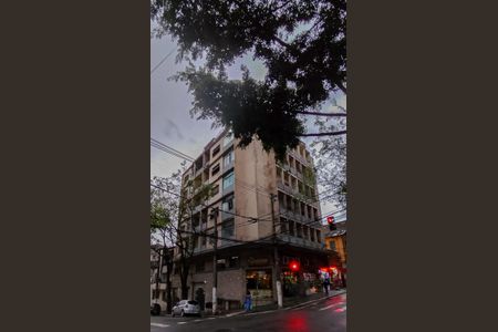 Apartamento para alugar com 76m², 2 quartos e 1 vagaFachada