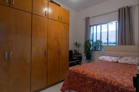 Apartamento para alugar com 76m², 2 quartos e 1 vagaQuarto 1