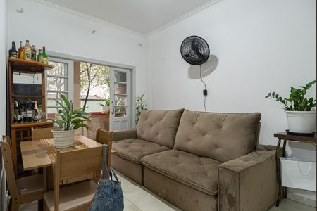 Apartamento para alugar com 76m², 2 quartos e 1 vagaSala