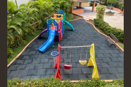 Apartamento à venda com 68m², 2 quartos e 1 vaga Apartamento à venda com 68m², 2 quartos e 1 vagaPlayground