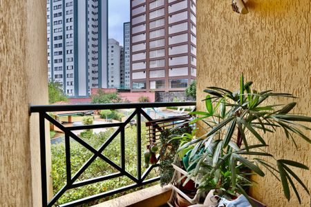 Apartamento à venda com 68m², 2 quartos e 1 vaga Apartamento à venda com 68m², 2 quartos e 1 vagaSacada