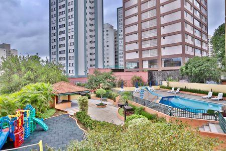 Apartamento à venda com 68m², 2 quartos e 1 vaga Apartamento à venda com 68m², 2 quartos e 1 vagaVista da Sacada