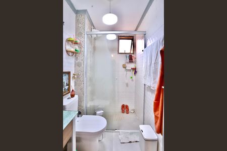 Apartamento à venda com 68m², 2 quartos e 1 vaga Apartamento à venda com 68m², 2 quartos e 1 vagaBanheiro