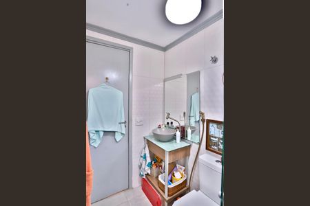 Apartamento à venda com 68m², 2 quartos e 1 vaga Apartamento à venda com 68m², 2 quartos e 1 vagaBanheiro