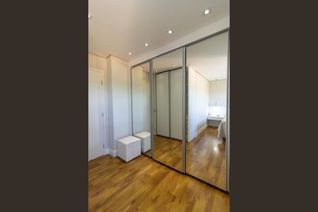 Apartamento à venda com 137m², 3 quartos e 3 vagasSuíte 2