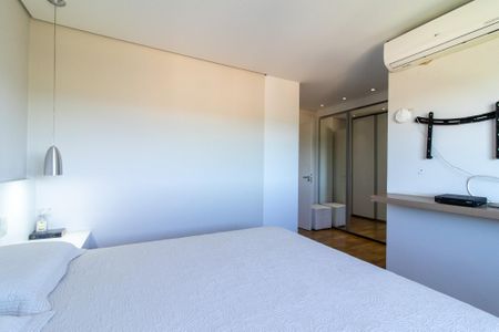 Apartamento à venda com 137m², 3 quartos e 3 vagasSuíte 1