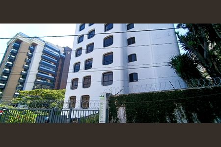 Apartamento à venda com 247m², 3 quartos e 3 vagasFachada