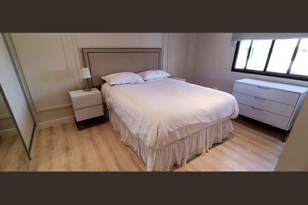 Apartamento à venda com 247m², 3 quartos e 3 vagasSuíte 1