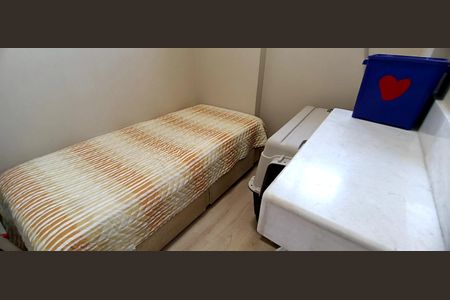 Apartamento à venda com 247m², 3 quartos e 3 vagasQuarto de Serviço