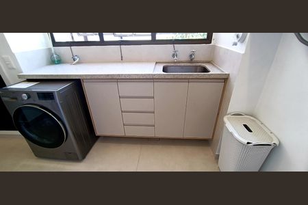 Apartamento à venda com 247m², 3 quartos e 3 vagasÁrea de Serviço