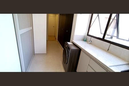 Apartamento à venda com 247m², 3 quartos e 3 vagasÁrea de Serviço