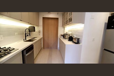 Apartamento à venda com 247m², 3 quartos e 3 vagasCozinha