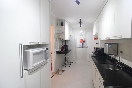 Apartamento à venda com 92m², 3 quartos e 2 vagasCozinha