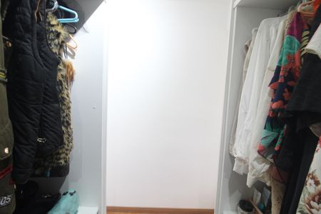 Apartamento à venda com 92m², 3 quartos e 2 vagasCloset da Suíte 