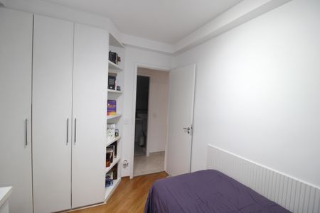 Apartamento à venda com 92m², 3 quartos e 2 vagasQuarto 2