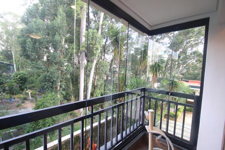 Apartamento à venda com 92m², 3 quartos e 2 vagasVaranda