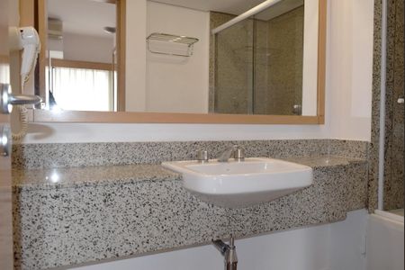 Studio à venda com 32m², 1 quarto e 1 vagaStudio- banheiro