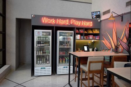 Studio à venda com 32m², 1 quarto e 1 vagaMini mercado