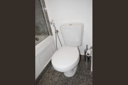 Studio à venda com 32m², 1 quarto e 1 vagaStudio- banheiro