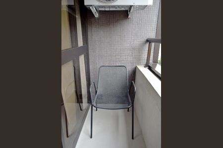 Studio à venda com 35m², 1 quarto e 1 vagaVaranda