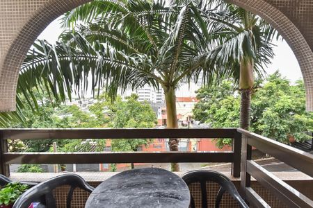 Apartamento à venda com 90m², 3 quartos e 2 vagasVaranda