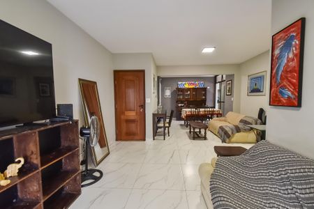 Apartamento à venda com 90m², 3 quartos e 2 vagasSala