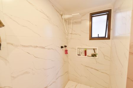 Apartamento à venda com 90m², 3 quartos e 2 vagasBanheiro da suíte