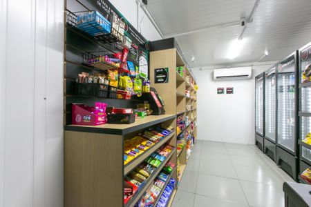 Apartamento para alugar com 32m², 2 quartos e sem vagaÁrea comum - Mini Mercado