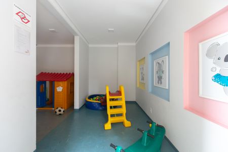 Apartamento para alugar com 32m², 2 quartos e sem vagaÁrea comum - Brinquedoteca