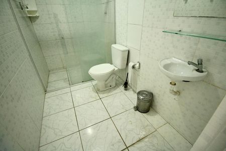 Casa para alugar com 50m², 2 quartos e 1 vagaBanheiro da Área comum