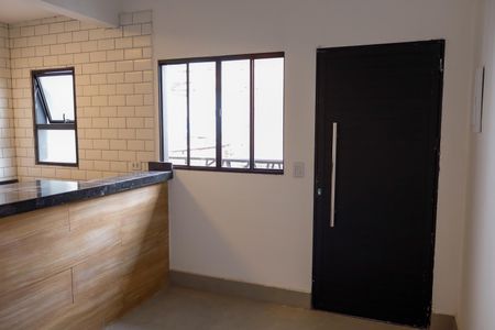 Casa para alugar com 70m², 2 quartos e 1 vaga Casa para alugar com 70m², 2 quartos e 1 vagaSala