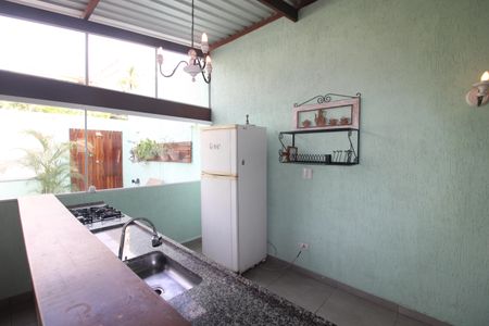 Casa para alugar com 300m², 2 quartos e 2 vagasÁrea Comum