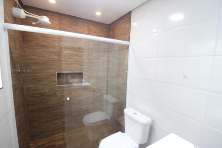 Casa para alugar com 300m², 2 quartos e 2 vagasBanheiro