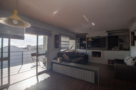 Casa à venda com 300m², 3 quartos e 1 vagaEscritorio