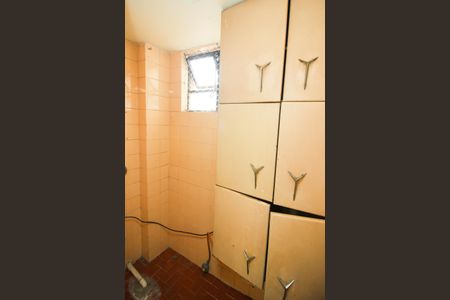 Apartamento para alugar com 70m², 2 quartos e sem vagaBanheiro de serviço