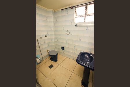 Apartamento para alugar com 70m², 2 quartos e sem vagaBanheiro