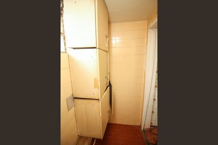 Apartamento para alugar com 70m², 2 quartos e sem vagaBanheiro de serviço