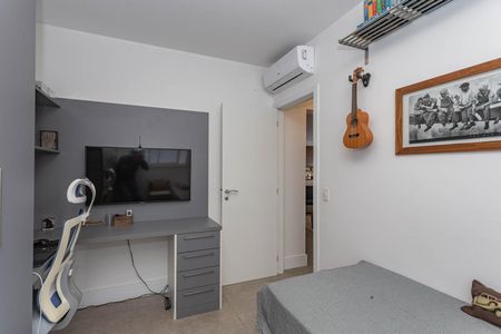 Apartamento à venda com 110m², 2 quartos e 2 vagasQuarto