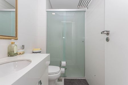 Apartamento à venda com 110m², 2 quartos e 2 vagasBanheiro da Suíte