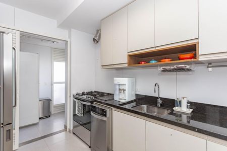 Apartamento à venda com 110m², 2 quartos e 2 vagasCozinha