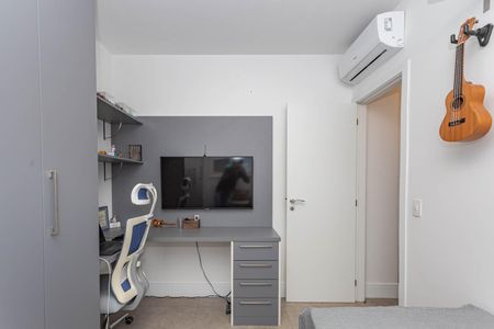 Apartamento à venda com 110m², 2 quartos e 2 vagasQuarto