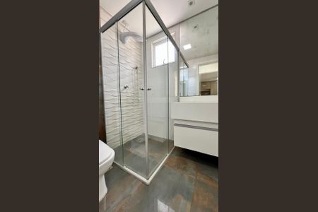 Apartamento à venda com 185m², 2 quartos e 2 vagasbanho